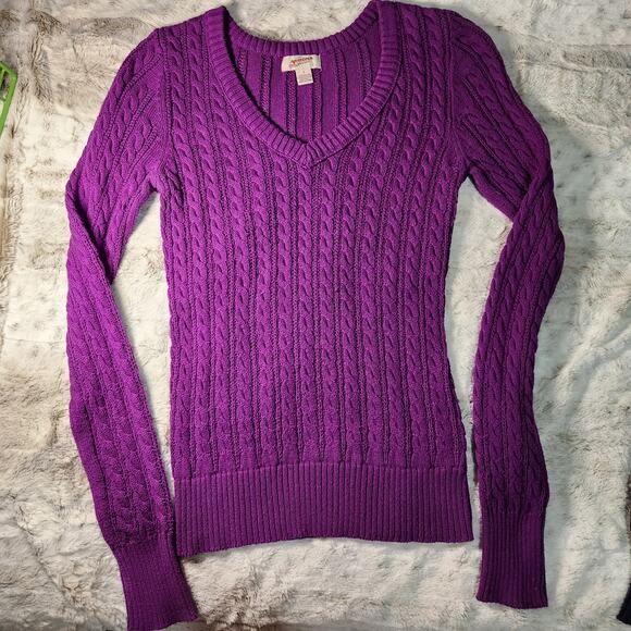 ARIZONA JEAN CO Super Stretchy Cable Knit V-Neck Sweater Bundle of 2 Size S - Picture 5 of 8